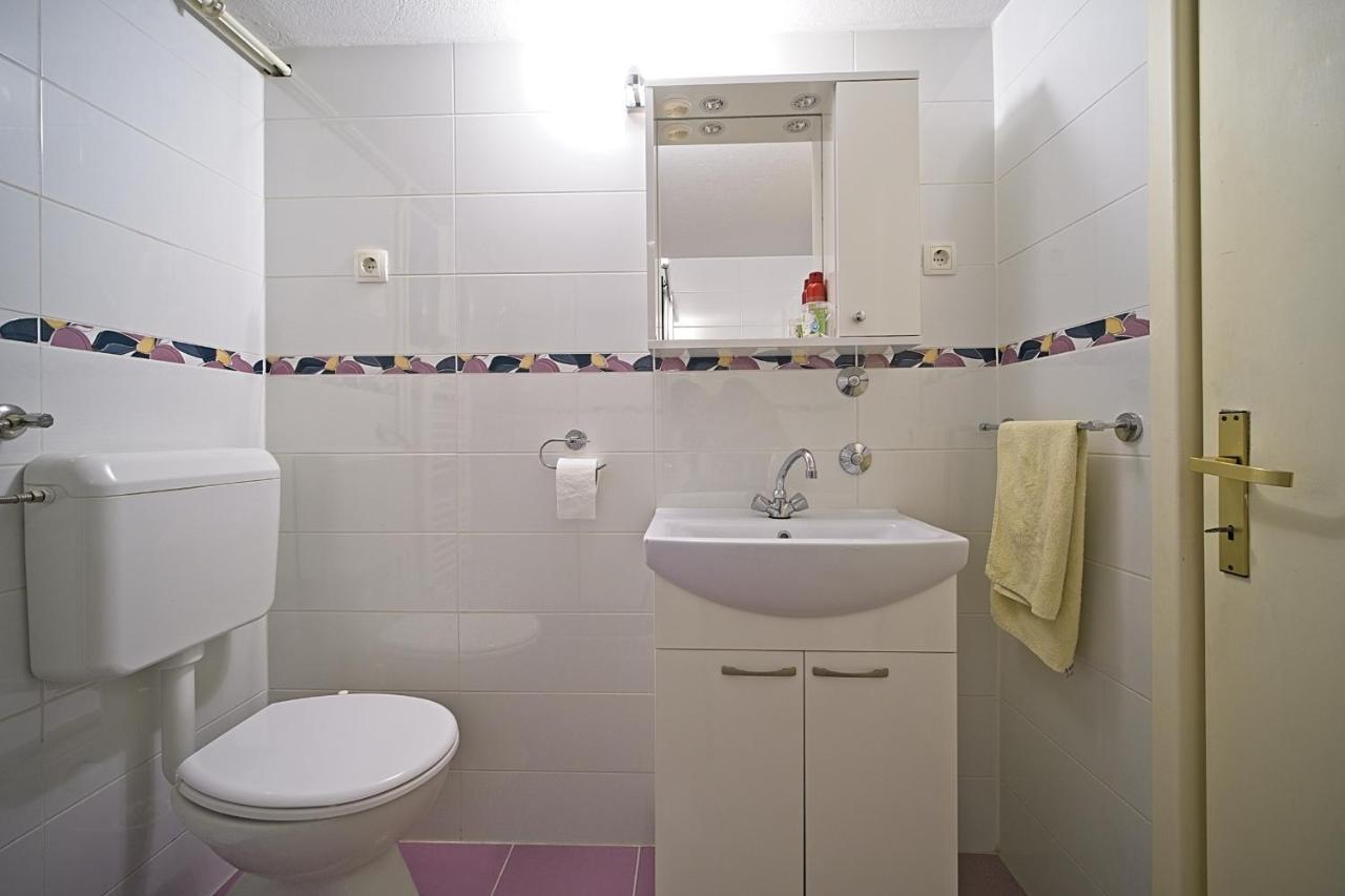Apartment Renata Postira Zewnętrze zdjęcie