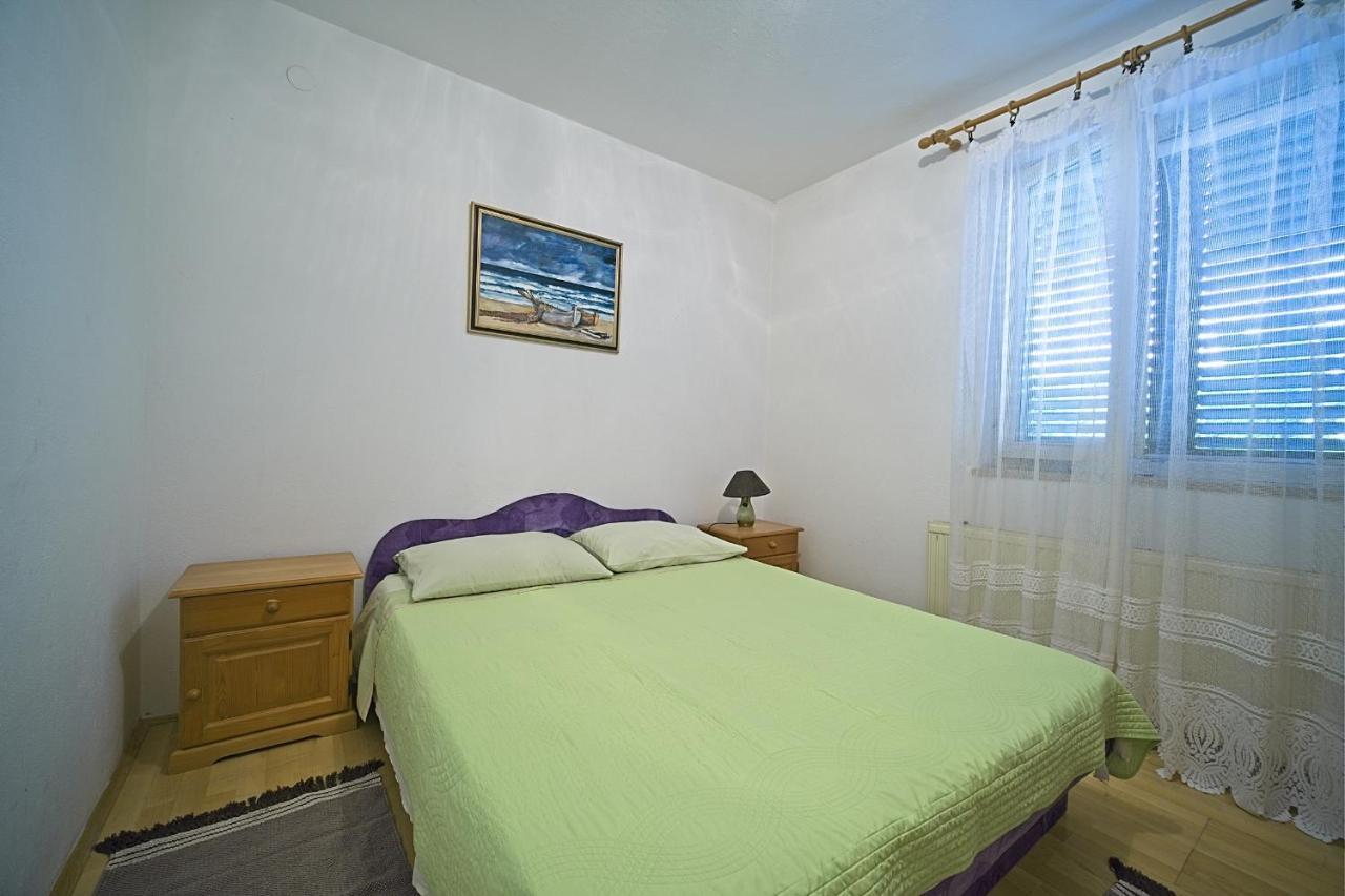 Apartment Renata Postira Zewnętrze zdjęcie