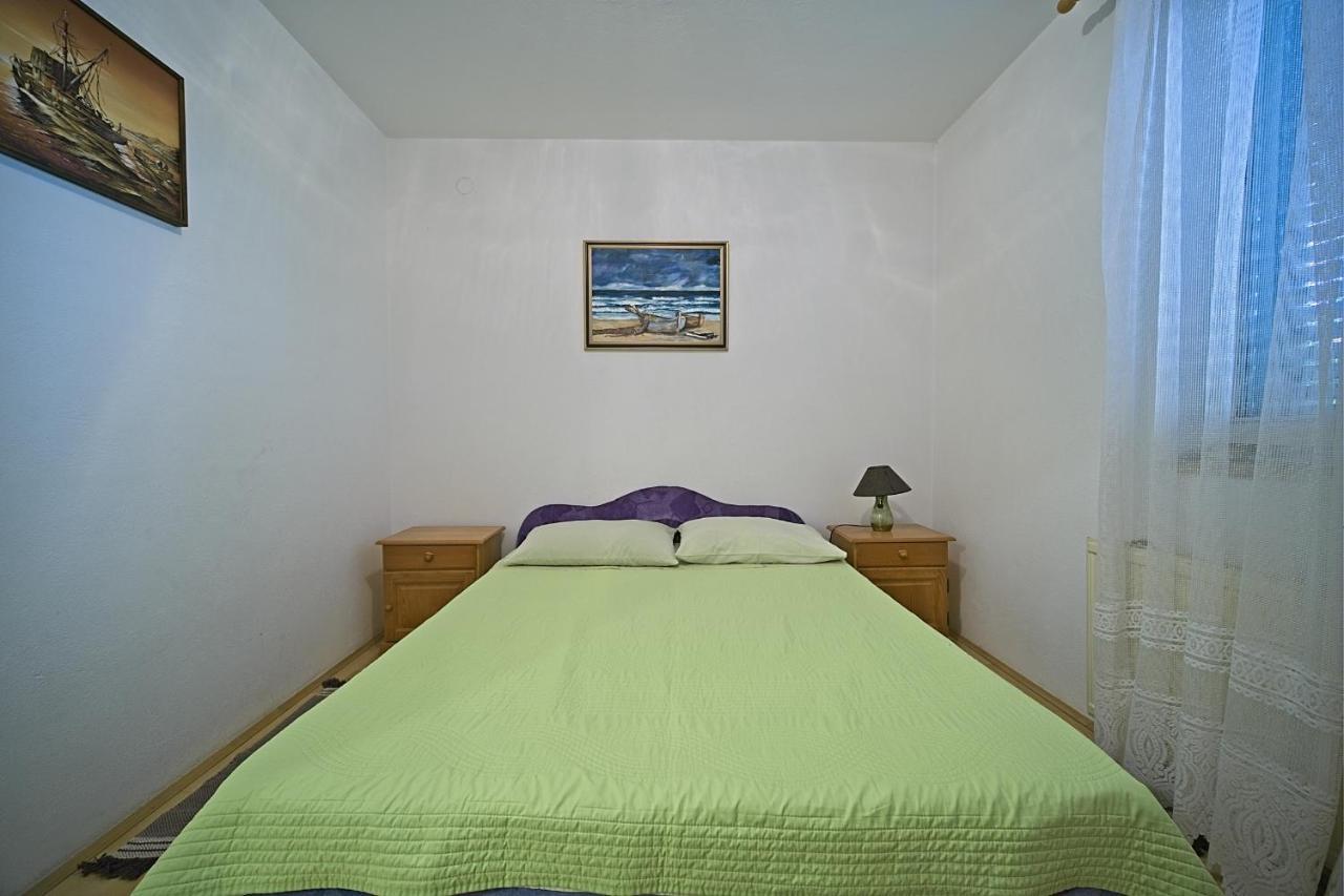Apartment Renata Postira Zewnętrze zdjęcie